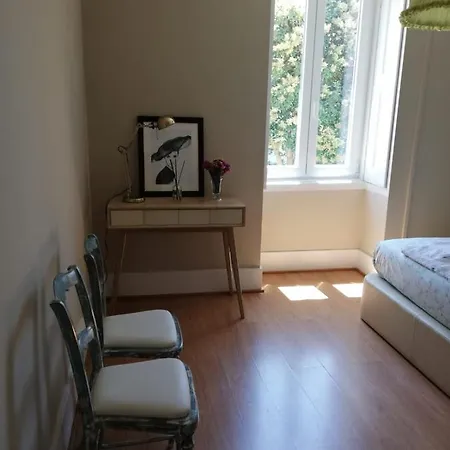 Menina Da Ria Hostal Aveiro