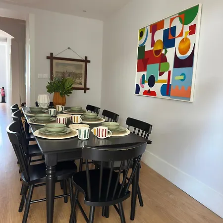 Menina Da Ria Ostello Aveiro