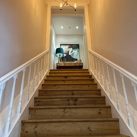 Hostel Menina Da Ria Αβέιρο