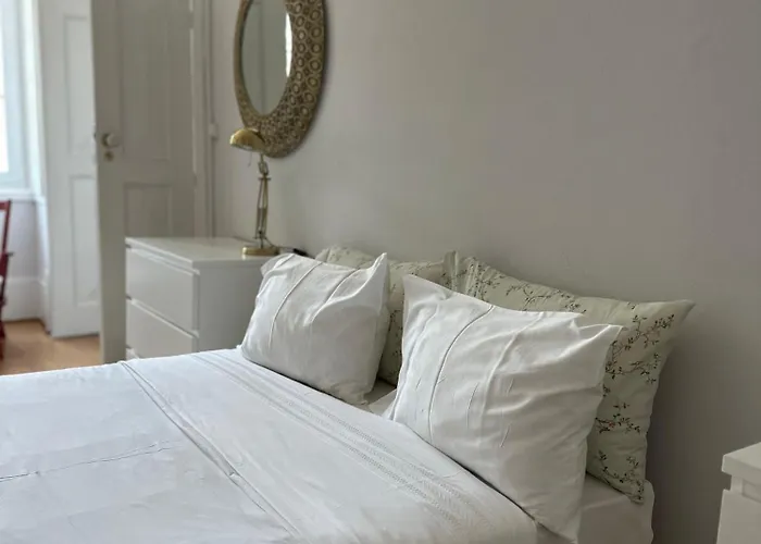 אכסניה Menina Da Ria